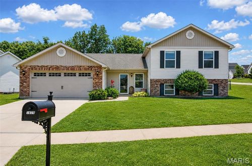 1609 Springmill Dr, Wentzville, MO, 63385-3027 | Card Image