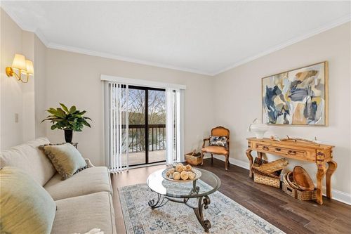 1800 Clairmont Lk, Decatur, GA, 30033-4035 | Card Image