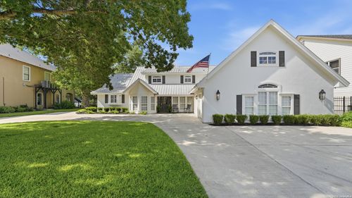 134 Spyglass Rd, Mcqueeney, TX, 78123-3417 | Card Image