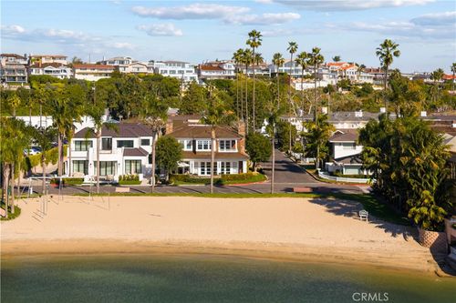 2411 Bayshore Dr, Newport Beach, CA, 92663-5604 | Card Image