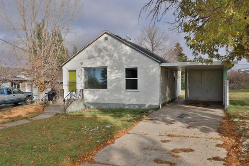 {{alt}} | Card Image