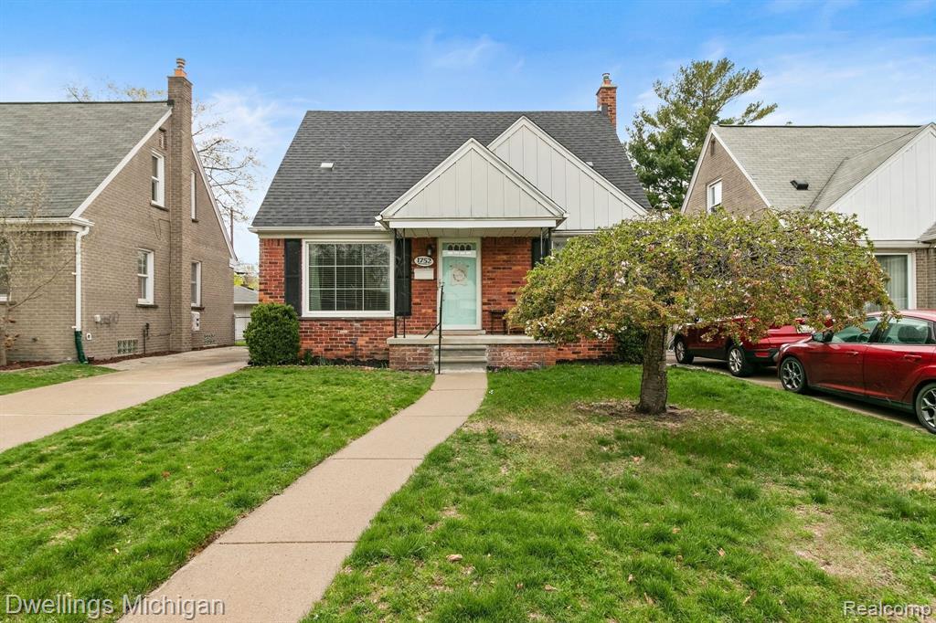 1752 Hollywood Street, Sold in Dearborn Zoocasa