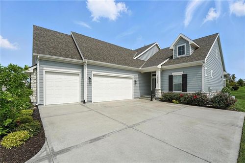 13300 W 174th Pl, Overland Park, KS, 66221-7157 | Card Image