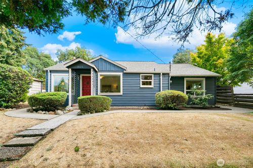 14614 12th Ave Sw, Burien, WA, 98166-1761 | Card Image