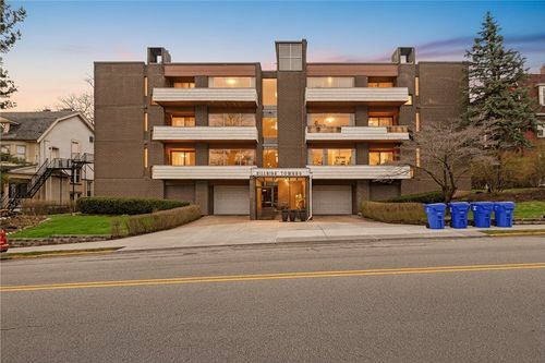 109-5841 Morrowfield Ave, Squirrel Hill, PA, 15217-2760 | Card Image