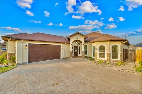 6714 Brooke Rd, Corpus Christi, TX, 78414-5504 | Card Image