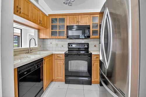 apt-f-5475 Verona Dr, Boynton Beach, FL, 33437-2122 | Card Image