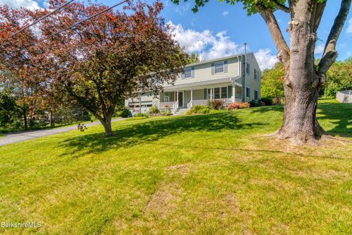 10 Park Dr, Lanesborough, MA, 01237-9814 | Card Image
