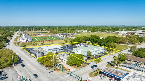 1615 14th Ave, Vero Beach, FL, 32960-0435 | Card Image