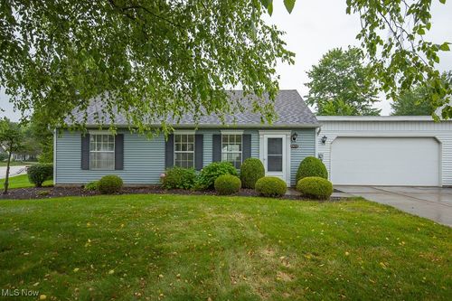 2872 Tinkers Ln, Twinsburg, OH, 44087-1887 | Card Image