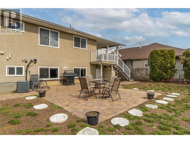 869 Serle Rd, House other with 4 bedrooms, 4 bathrooms and 1 parking in Kamloops BC | Image 7