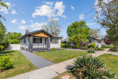 1946 S 1400 E, Salt Lake City, UT, 84105-3754 | Card Image