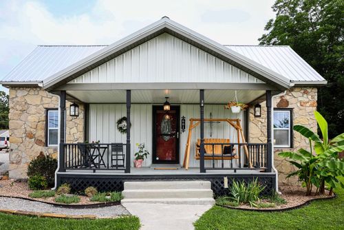 601 E 4th St, Mountain Home, AR, 72653-4057 | Card Image