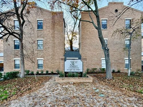 101-203 E 31st St, Austin, TX, 78705-3073 | Card Image