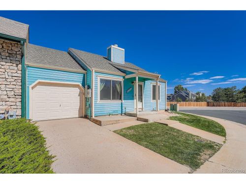 19660 E Loyola Cir, Aurora, CO, 80013-3906 | Card Image