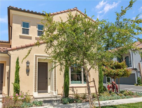 152 Sunnyside, Irvine, CA, 92618-3546 | Card Image