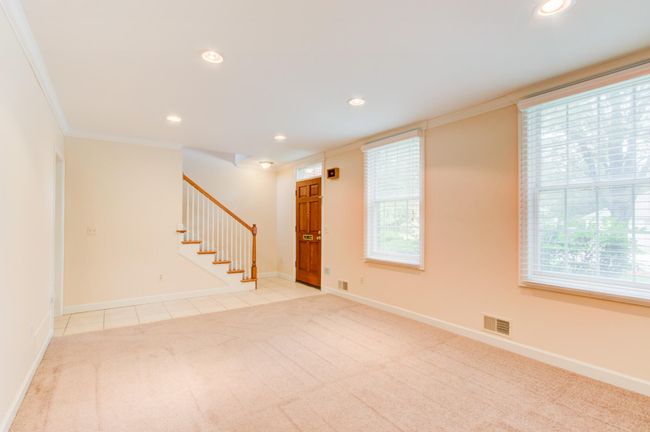 801 Sherman Dr, Condo with 2 bedrooms, 3 bathrooms and null parking in Royal Oak MI | Image 6