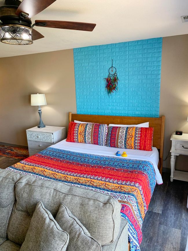 King Bed/Sofa | Image 6