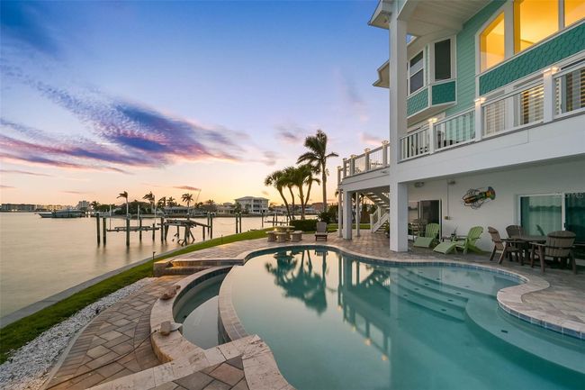 11000 8 Th St E, House other with 4 bedrooms, 5 bathrooms and null parking in Treasure Island FL | Image 52