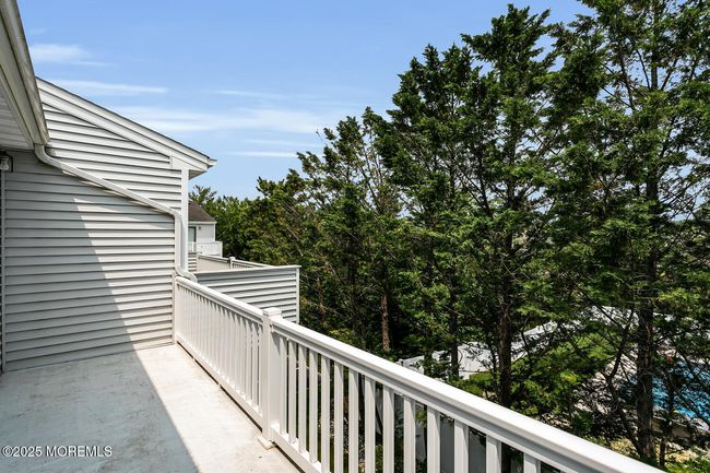 7 Navesink Ct, Condo with 3 bedrooms, 4 bathrooms and 2 parking in Long Branch NJ | Image 37