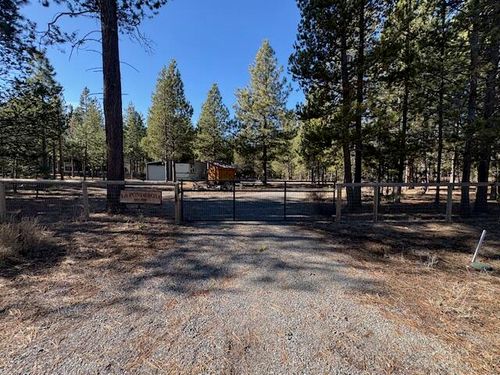 53253 Woodstock Dr, La Pine, OR, 97739-8835 | Card Image