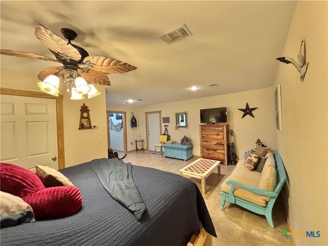 604 N 14 Th St, House other with 3 bedrooms, 3 bathrooms and null parking in Port O Connor TX | Image 34