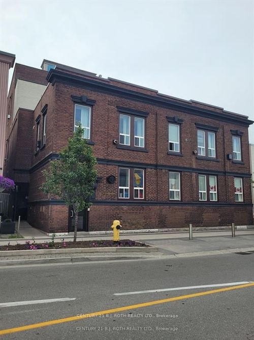 205-19 Dunlop St W, Barrie, ON, L4N1A1 | Card Image