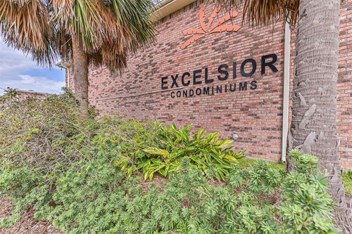 apt-201-402 Post Office St, Galveston, TX, 77550-5567 | Card Image