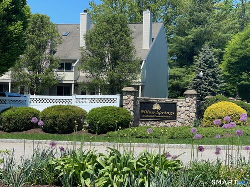 307-307 Willow Spgs, New Milford, CT, 06776 | Card Image