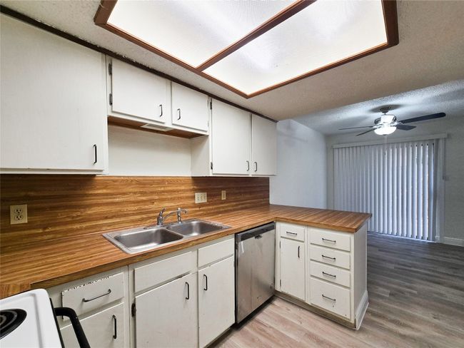 APT-103 - 8418 Fathom Cir, Condo with 2 bedrooms, 2 bathrooms and 2 parking in Austin TX | Image 9