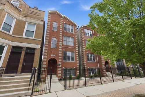 3-2033 W Huron St, Chicago, IL, 60612-1430 | Card Image
