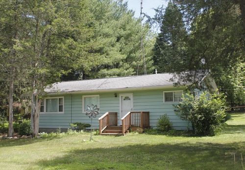 N3190 Oak Street Street, Marquette, WI, 53946 | Card Image