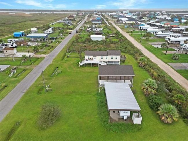 1112 N Monkhouse Dr, Home with 0 bedrooms, 0 bathrooms and null parking in Crystal Beach TX | Image 5