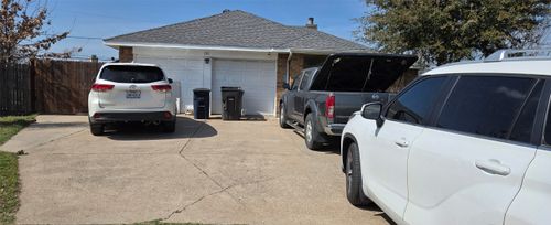 2312 Dawn Ct, Fort Worth, TX, 76133-4414 | Card Image