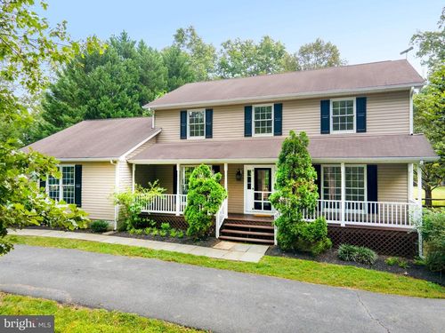 5901 Moore Rd, MARSHALL, VA, 20115-2533 | Card Image