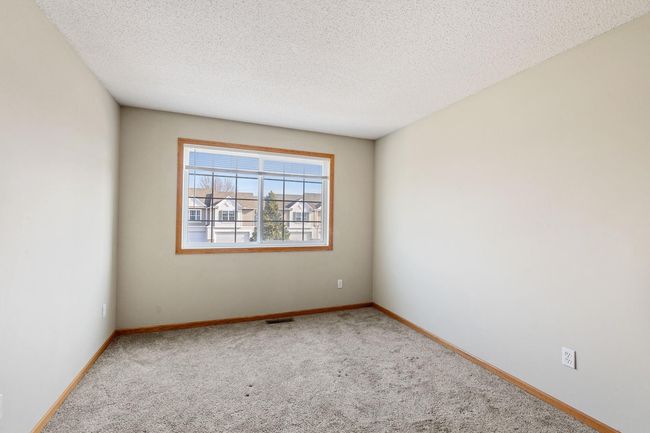384 - 6434 158 Th St W, Townhouse with 2 bedrooms, 2 bathrooms and null parking in Apple Valley MN | Image 14