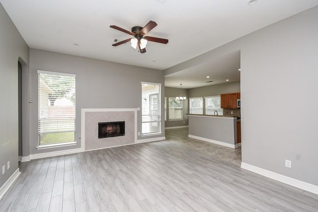 4706 Torrington Ct, House other with 3 bedrooms, 2 bathrooms and 2 parking in Sugar Land TX | Image 11