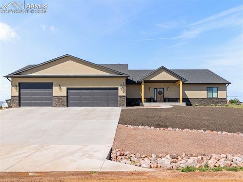 1855 N Buckboard Ave, Pueblo West, CO, 81007-7105 | Card Image
