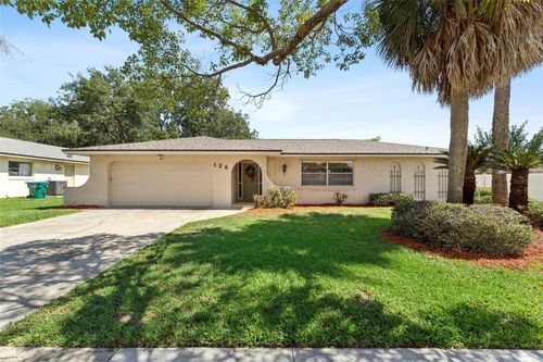128 Dellwood Dr, Longwood, FL, 32750-3949 | Card Image