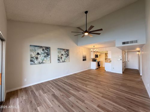 326-11040 N 28th Dr, Phoenix, AZ, 85029-4367 | Card Image