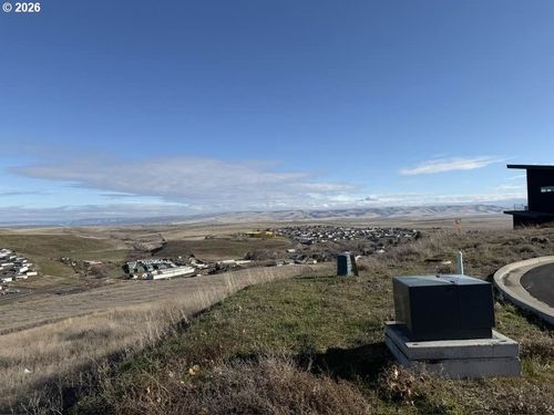 1213 Sw 17th Pl, Pendleton, OR, 97801-3206 | Card Image