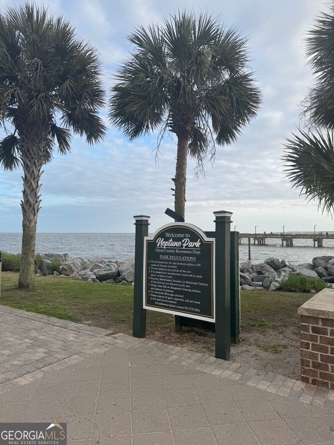 404 Palmetto St, House other with 3 bedrooms, 2 bathrooms and null parking in St Simons Island GA | Image 15