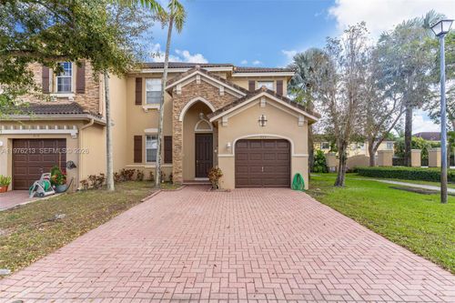 925 Sw 152nd Ct, Miami, FL, 33194 | Card Image