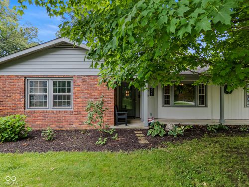 4225 Washington St, Columbus, IN, 47203-1138 | Card Image