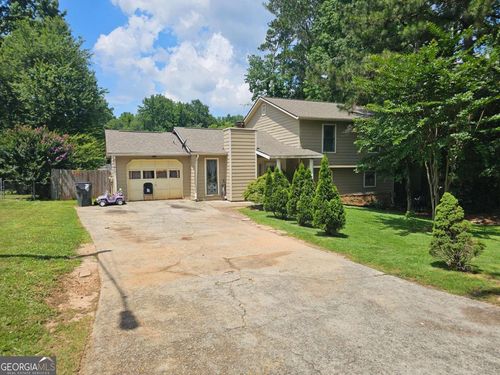 616 Burnt Creek Way Nw, Lilburn, GA, 30047-2772 | Card Image