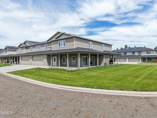722 Compass Loop, Bismarck, ND, 58504-6359 | Card Image