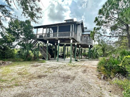 12830 Hodgson Ave, CEDAR KEY, FL, 32625-4899 | Card Image