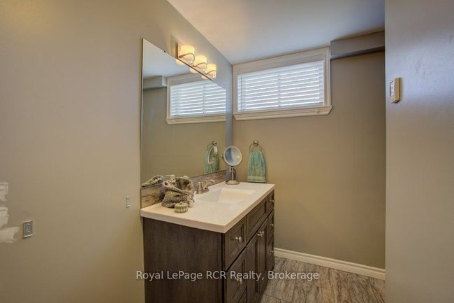 174 Conestoga St N, House other with 5 bedrooms, 2 bathrooms and 4 parking in Arthur ON | Image 39