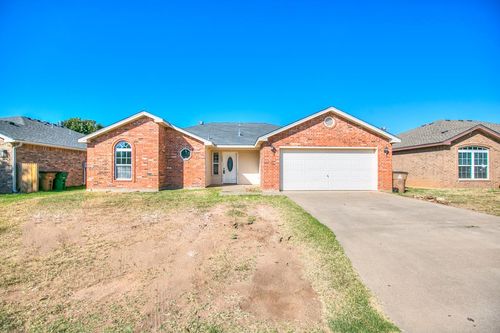 1203 Henry Ln, San Angelo, TX, 76905-2311 | Card Image