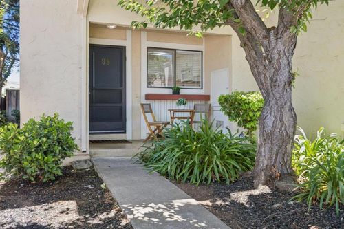 39-260 W Dunne Ave, Morgan Hill, CA, 95037-4843 | Card Image